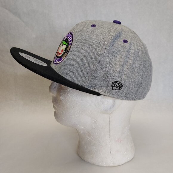 The Joker Funko Snapback Baseball Cap Hat DC Comics Gray Black Purple New - Picture 3 of 16